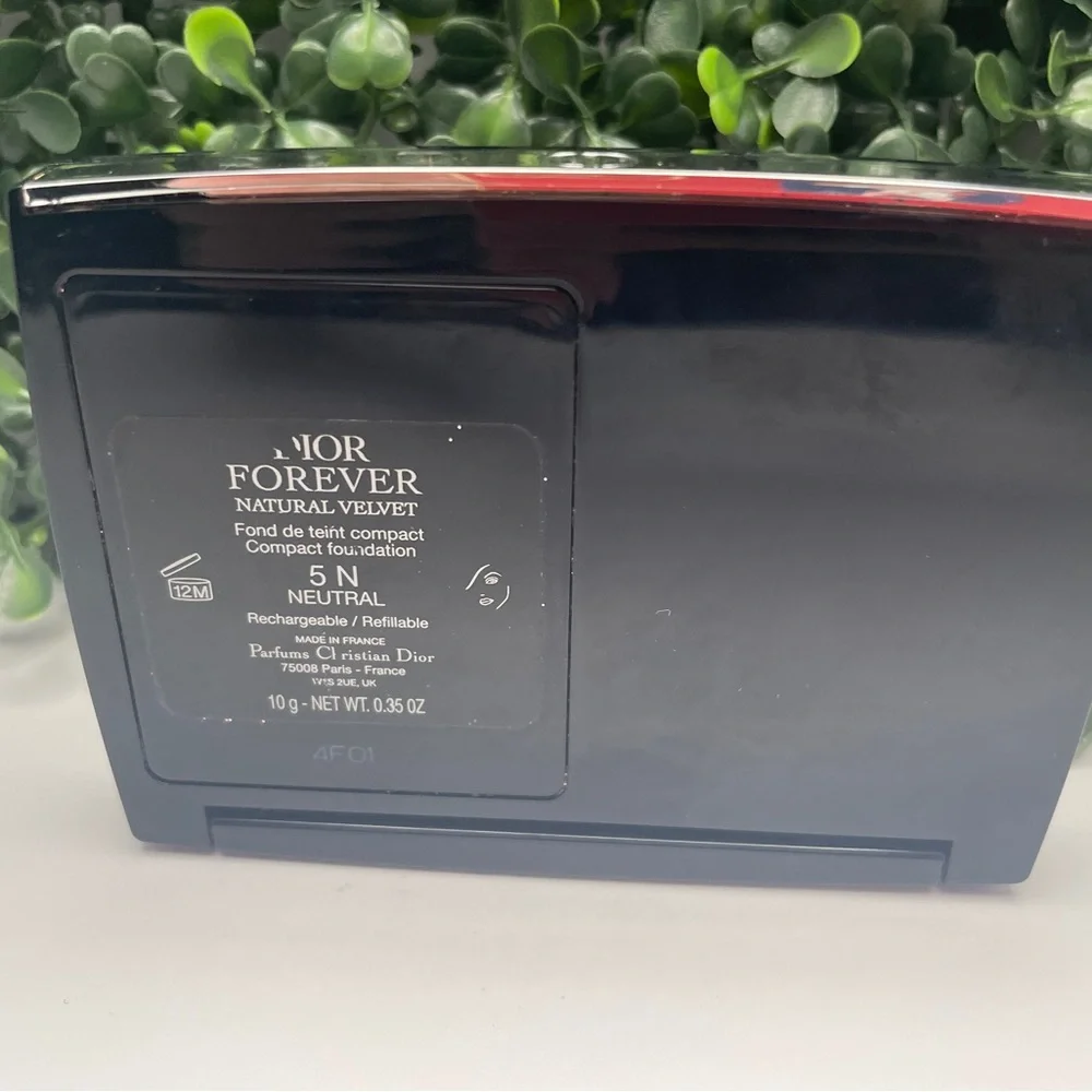 NEW - Dior Forever Natural Velvet compact foundation in shade: 5N neutral